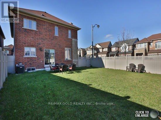 68 Kirkhaven Way, Brampton, Ontario  L6X 0L8 - Photo 12 - W12485814