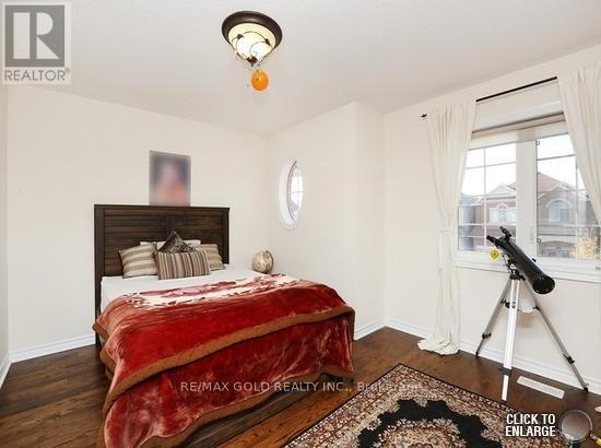 68 Kirkhaven Way, Brampton, Ontario  L6X 0L8 - Photo 7 - W12485814