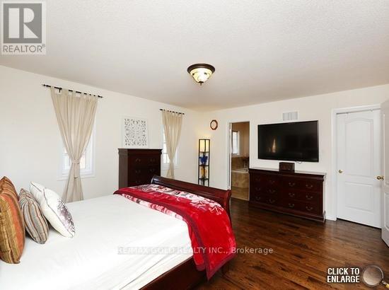 68 Kirkhaven Way, Brampton, Ontario  L6X 0L8 - Photo 8 - W12485814