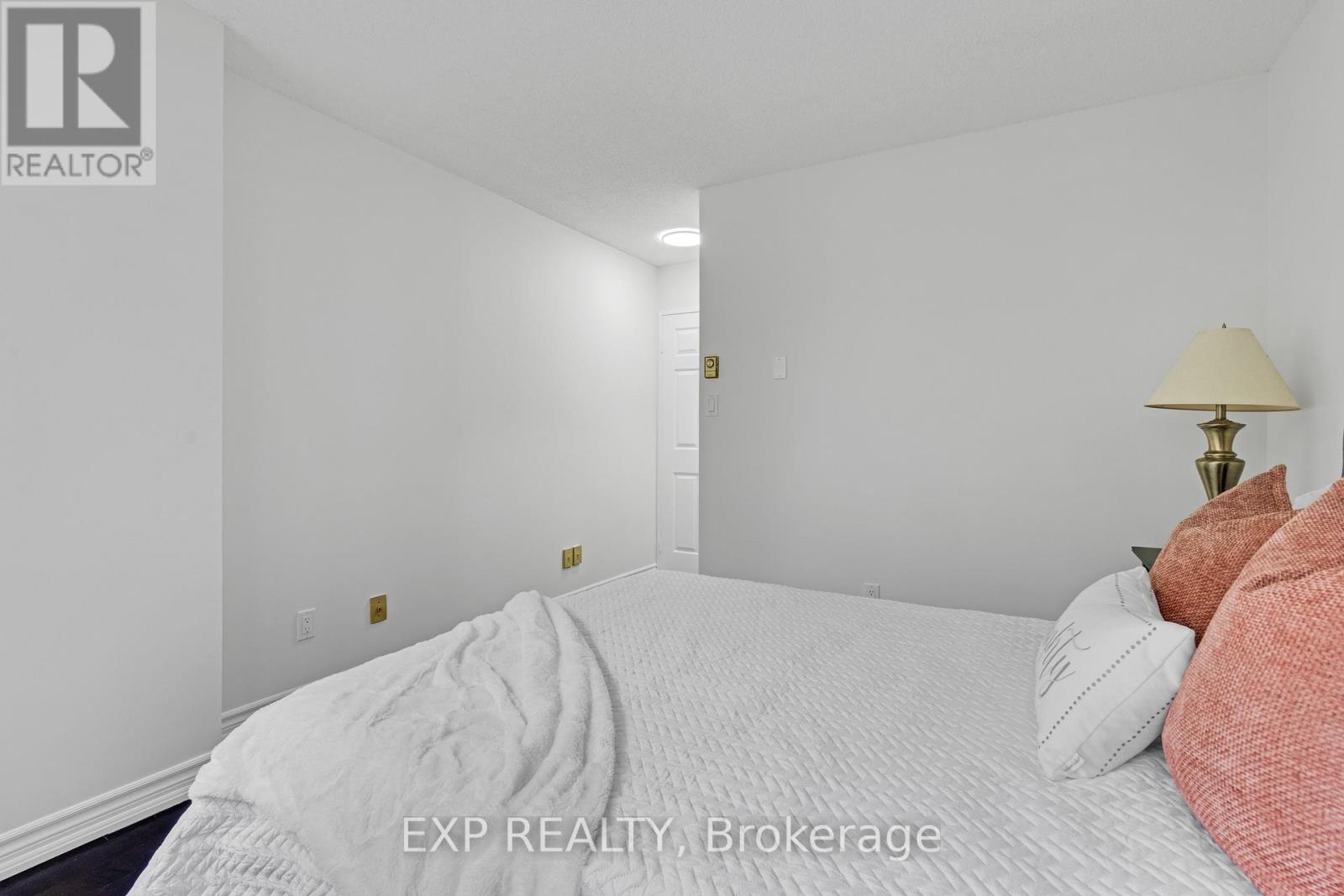 203 - 3605 Kariya Drive, Mississauga, Ontario  L5B 3J4 - Photo 24 - W12485829