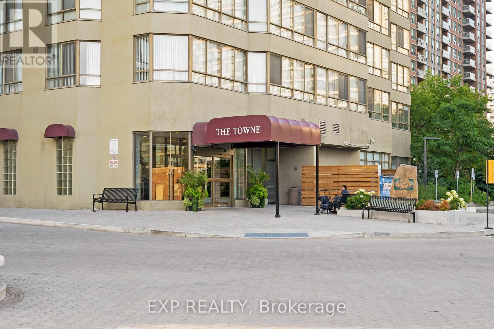 203 - 3605 Kariya Drive, Mississauga, Ontario  L5B 3J4 - Photo 4 - W12485829