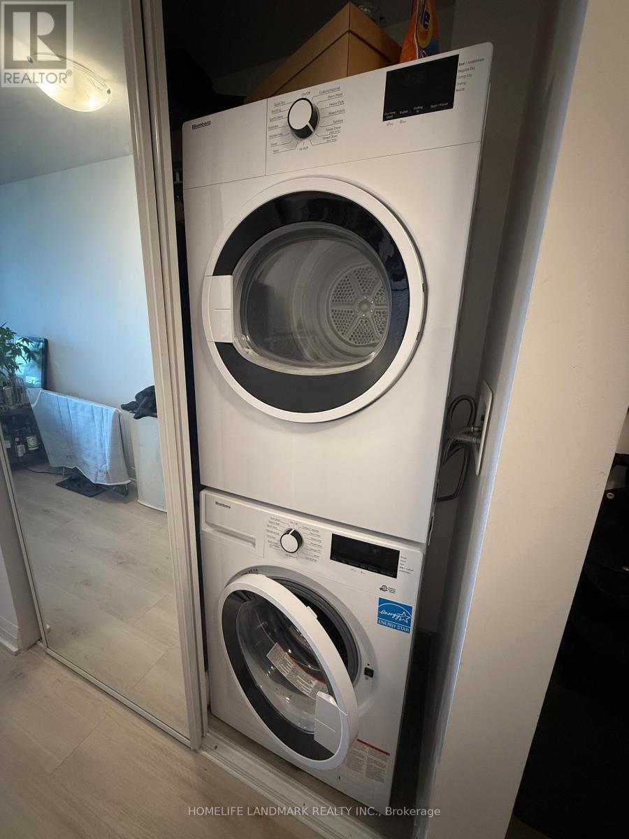 2107 - 99 Foxbar Road, Toronto, Ontario  M4V 2G5 - Photo 23 - C12471977