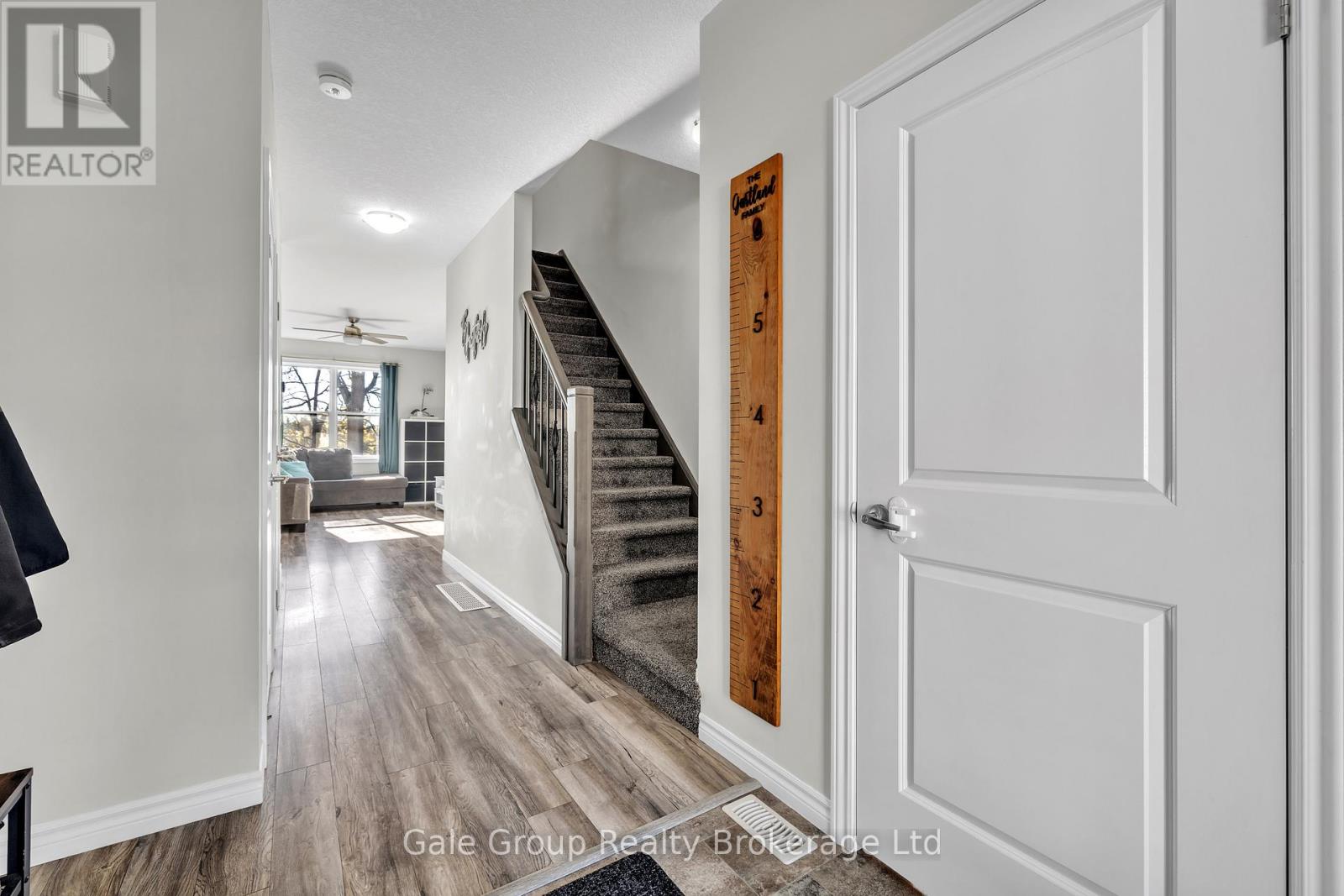 5 Kendell Lane, Ingersoll, Ontario  N5C 0B7 - Photo 4 - X12485964