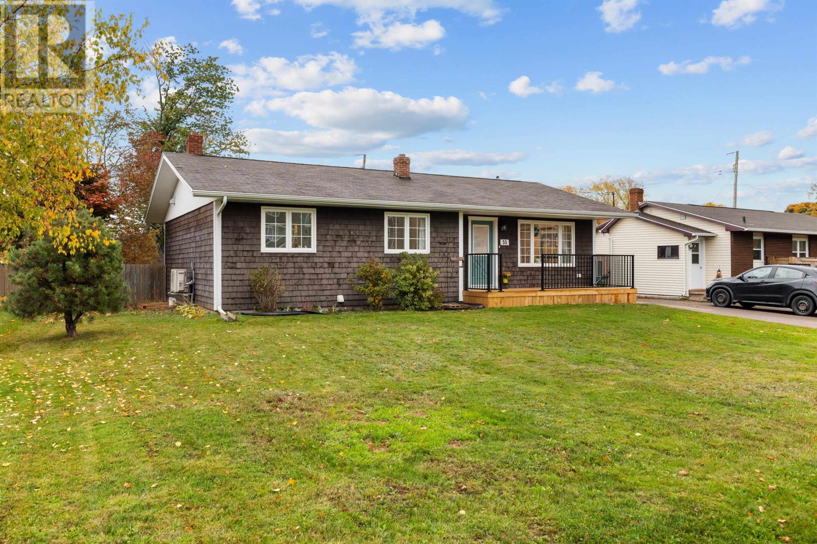 35 Northridge Parkway, Charlottetown, Prince Edward Island  C1C 1A2 - Photo 1 - 202526753