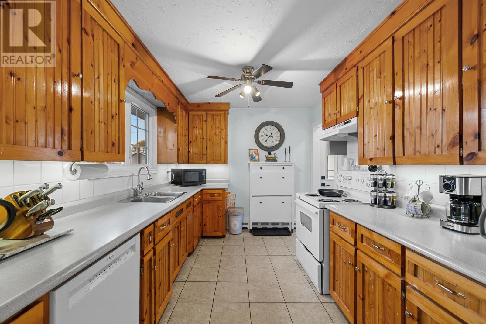 35 Northridge Parkway, Charlottetown, Prince Edward Island  C1C 1A2 - Photo 24 - 202526753