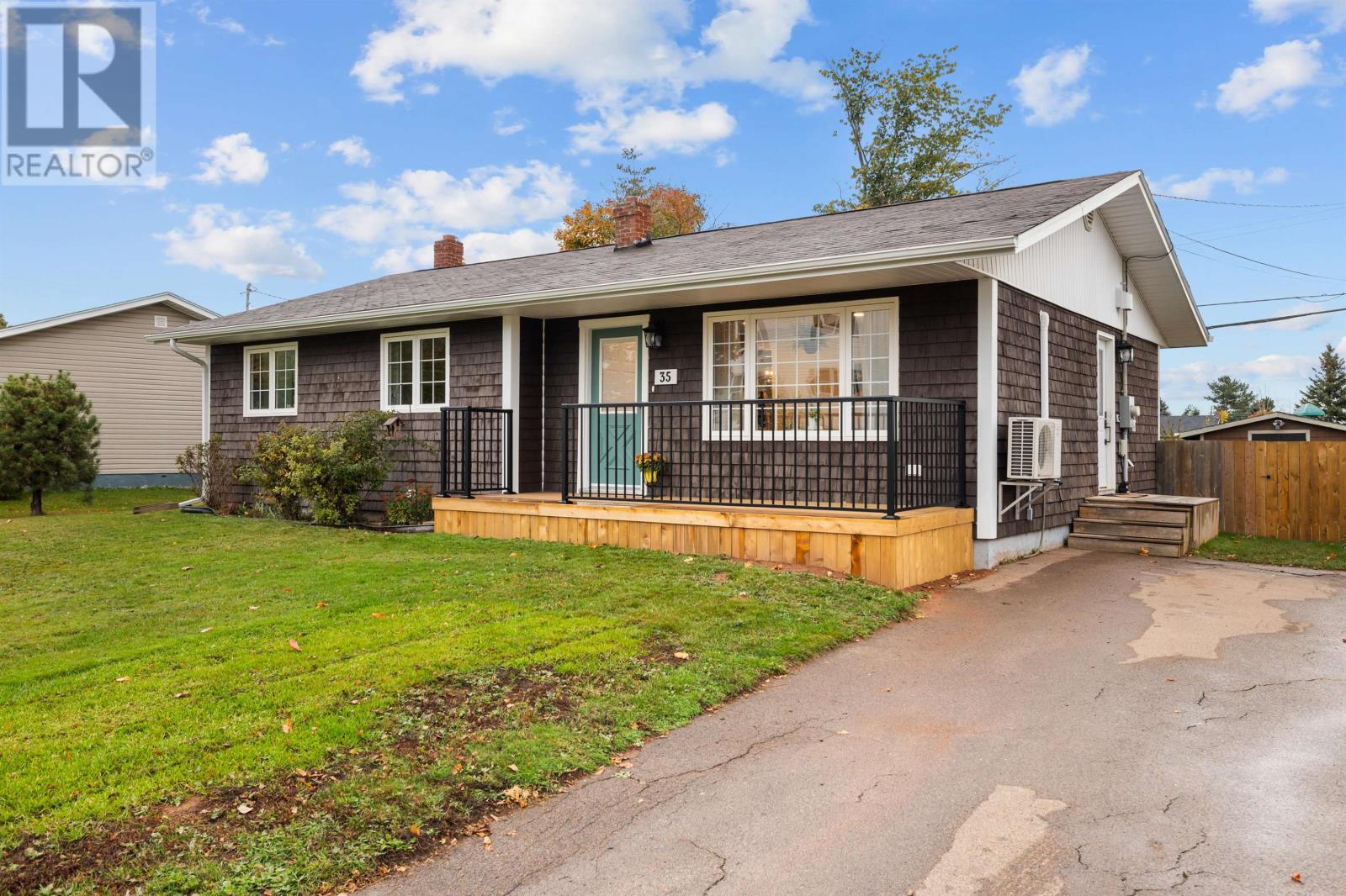 35 Northridge Parkway, Charlottetown, Prince Edward Island  C1C 1A2 - Photo 5 - 202526753