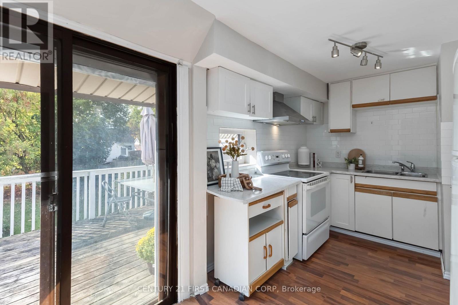 321 Edmonton Street, London East, Ontario  N5W 4X3 - Photo 19 - X12458433