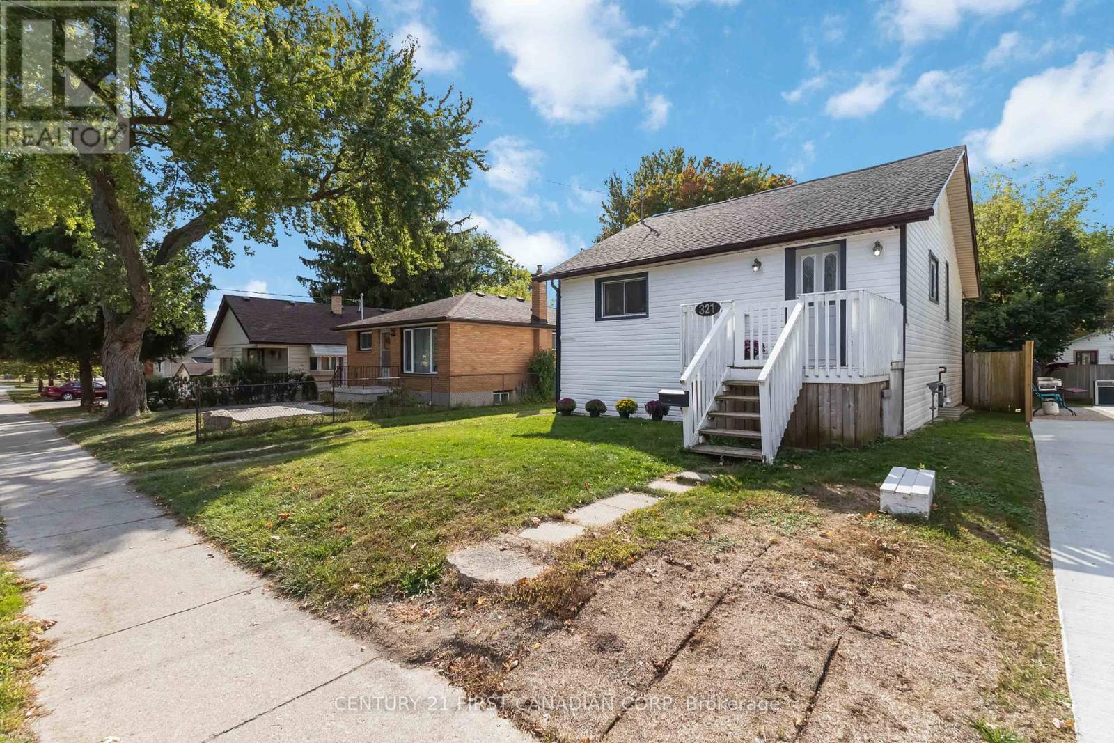 321 Edmonton Street, London East, Ontario  N5W 4X3 - Photo 2 - X12458433