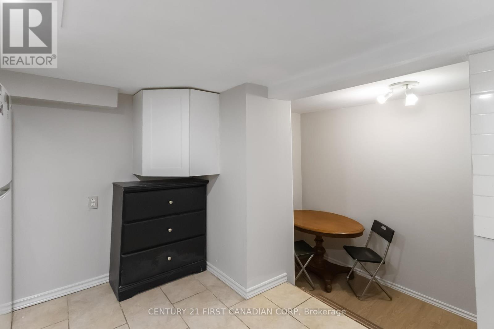 321 Edmonton Street, London East, Ontario  N5W 4X3 - Photo 34 - X12458433