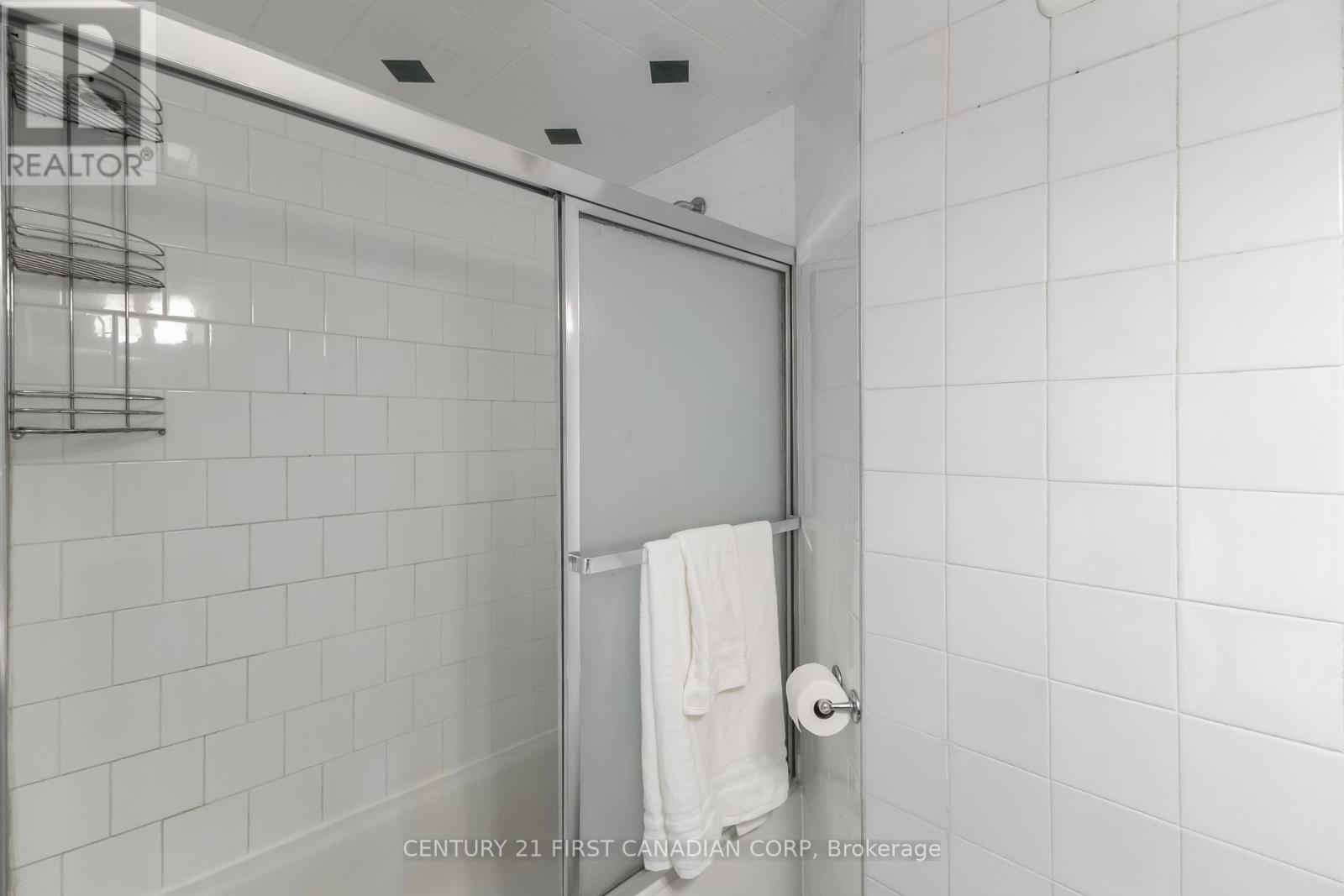 321 Edmonton Street, London East, Ontario  N5W 4X3 - Photo 28 - X12458433