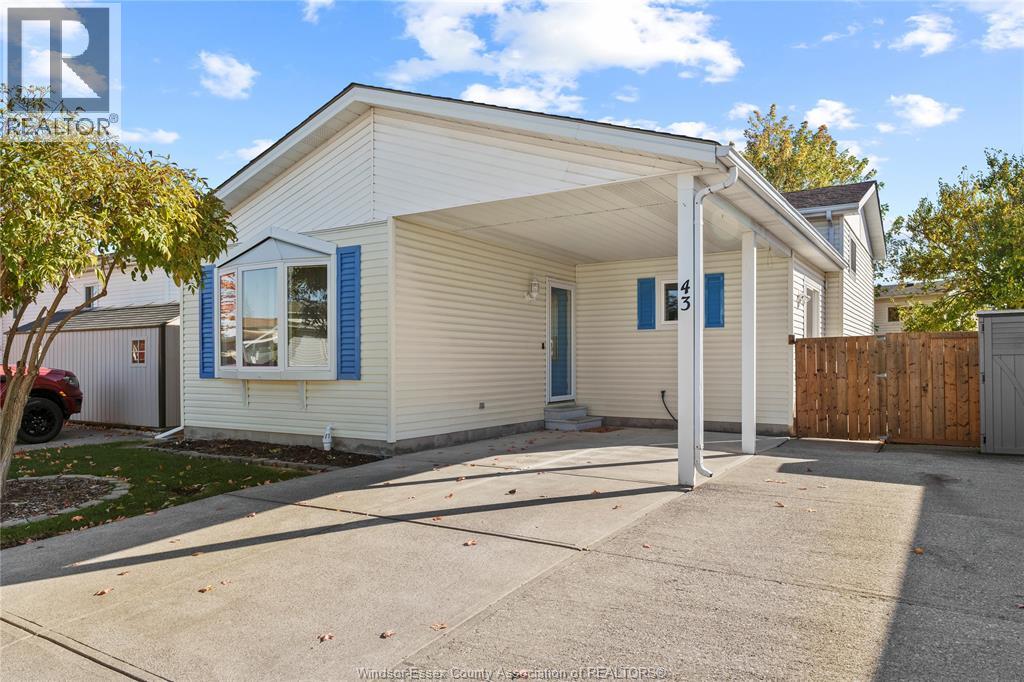 43 Cherry Street, Mcgregor, Ontario  N0R 1J0 - Photo 2 - 25027347