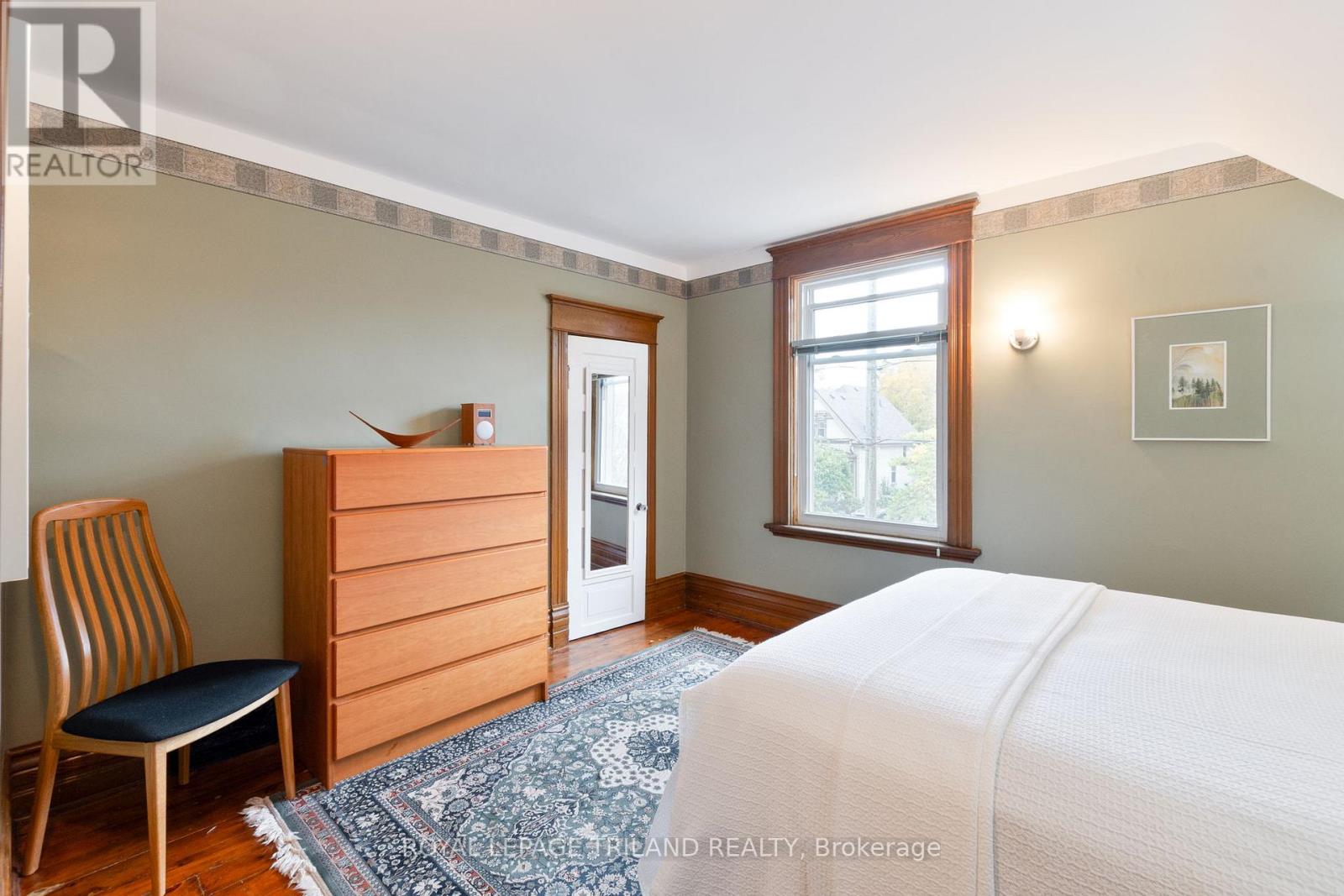 74 Byron Avenue E, London South, Ontario  N6C 1C7 - Photo 15 - X12478880