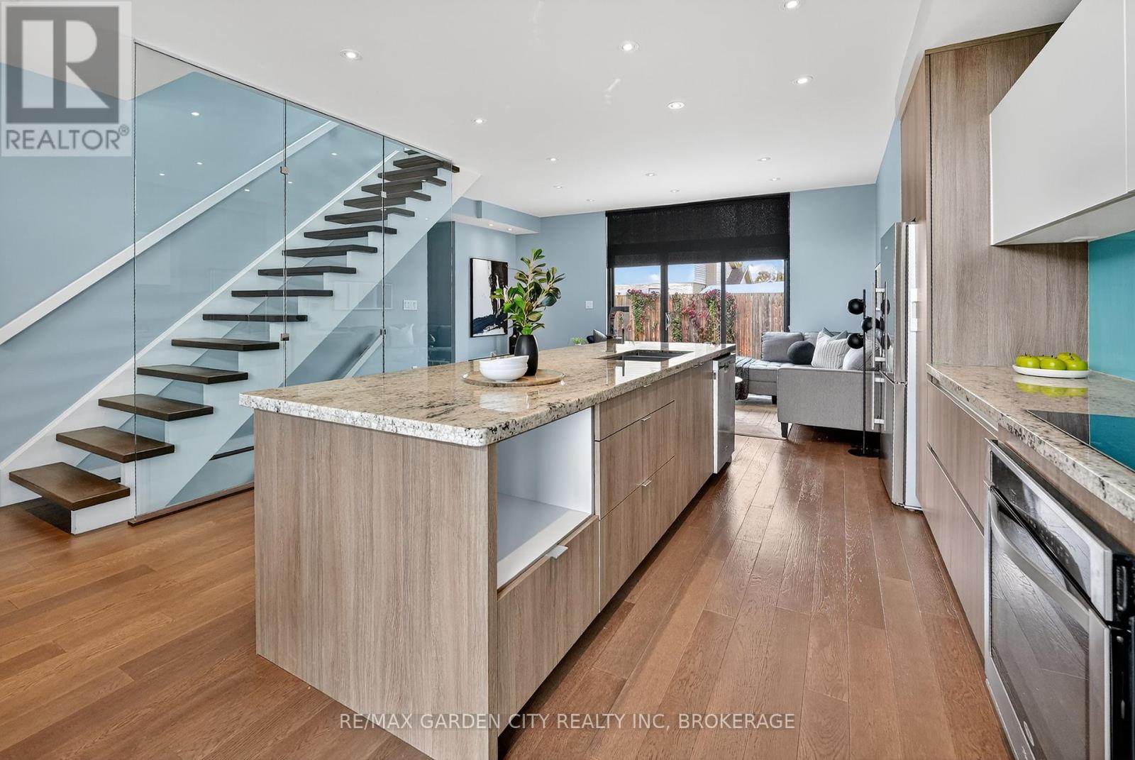 Property at 12 1/2 BEAMER COURT image 5