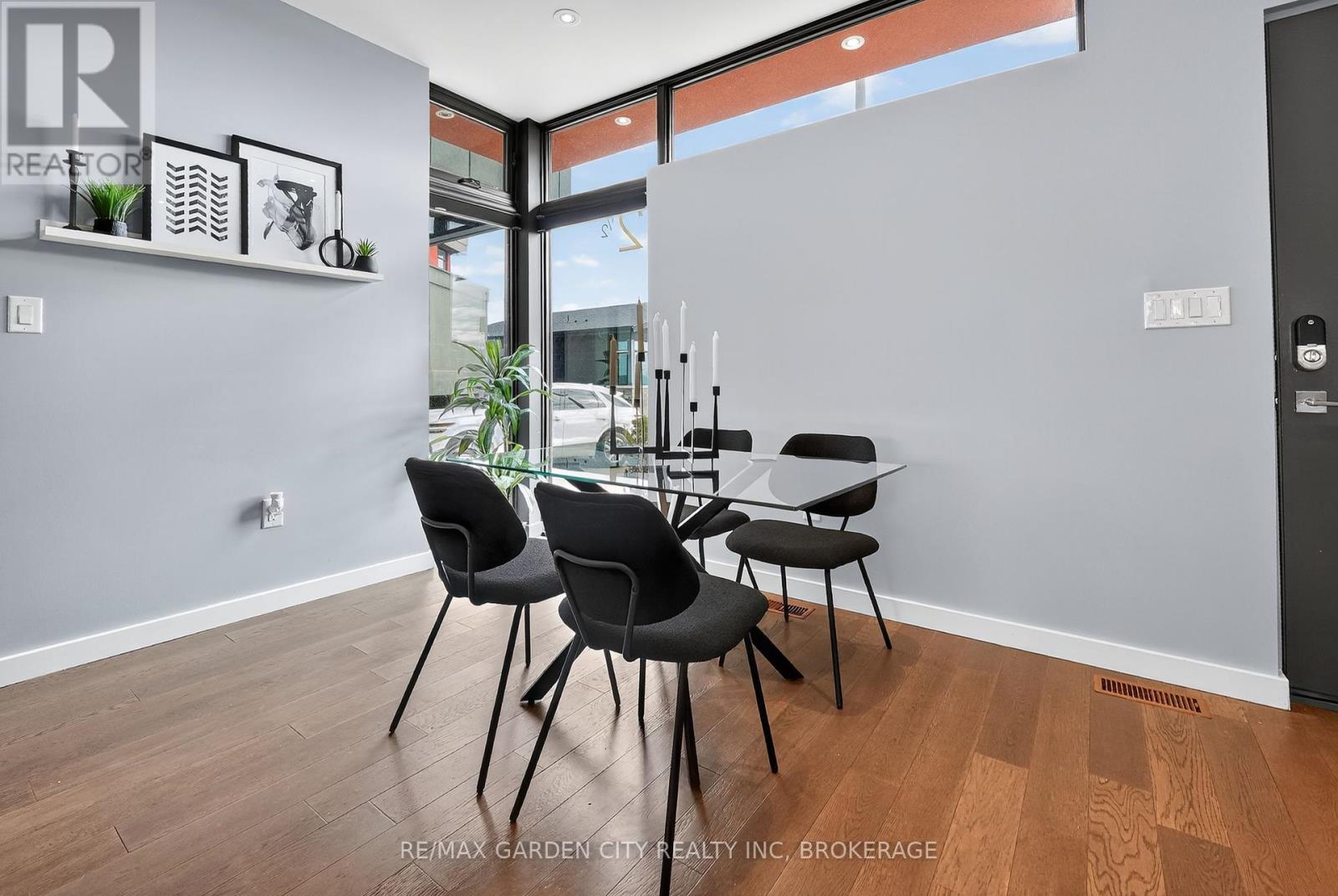 12 1/2 Beamer Court, Thorold, Ontario  L2V 0C9 - Photo 8 - X12363964