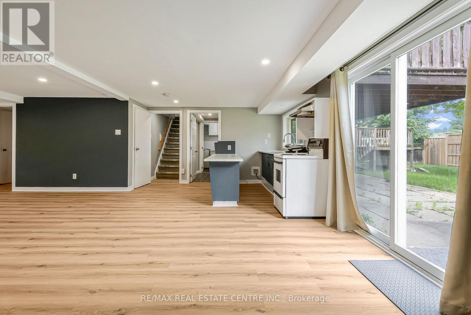 95 Ripplewood Crescent, Kitchener, Ontario  N2M 4R9 - Photo 17 - X12485788