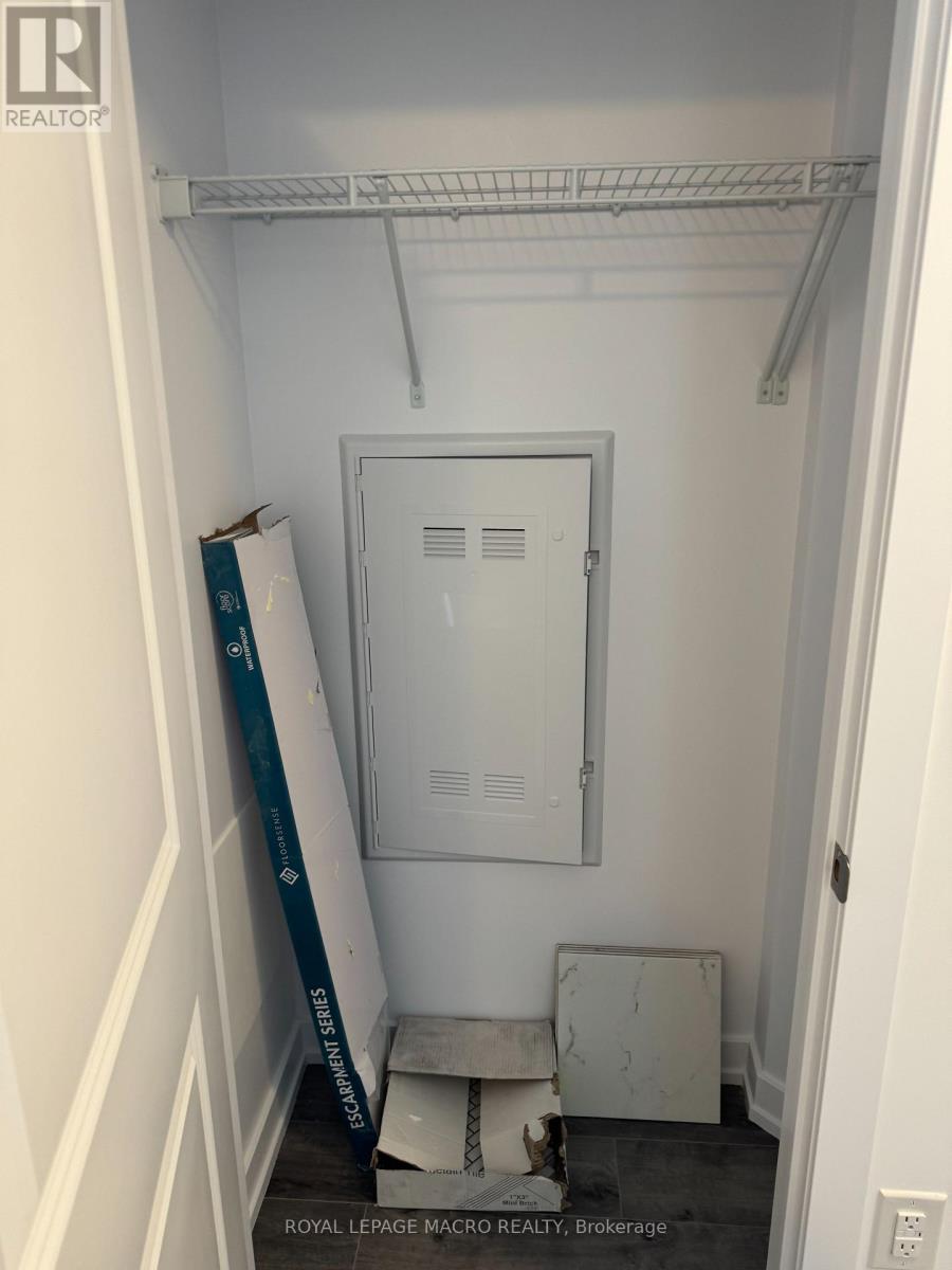 525 - 10 Mallard Trail, Hamilton, Ontario  L0B 2A7 - Photo 16 - X12485817