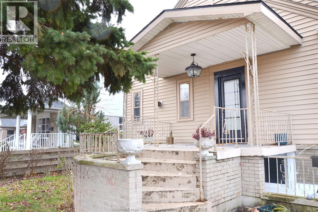 201 St. Rose Unit# Main, Windsor, Ontario  N8S 1X1 - Photo 2 - 25027340