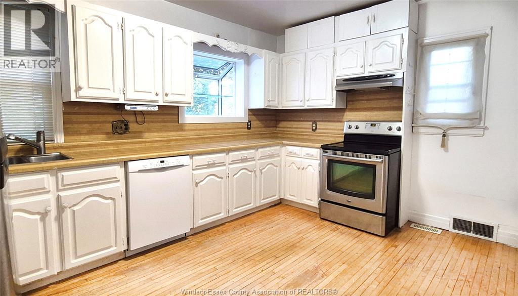 201 St. Rose Unit# Main, Windsor, Ontario  N8S 1X1 - Photo 11 - 25027340