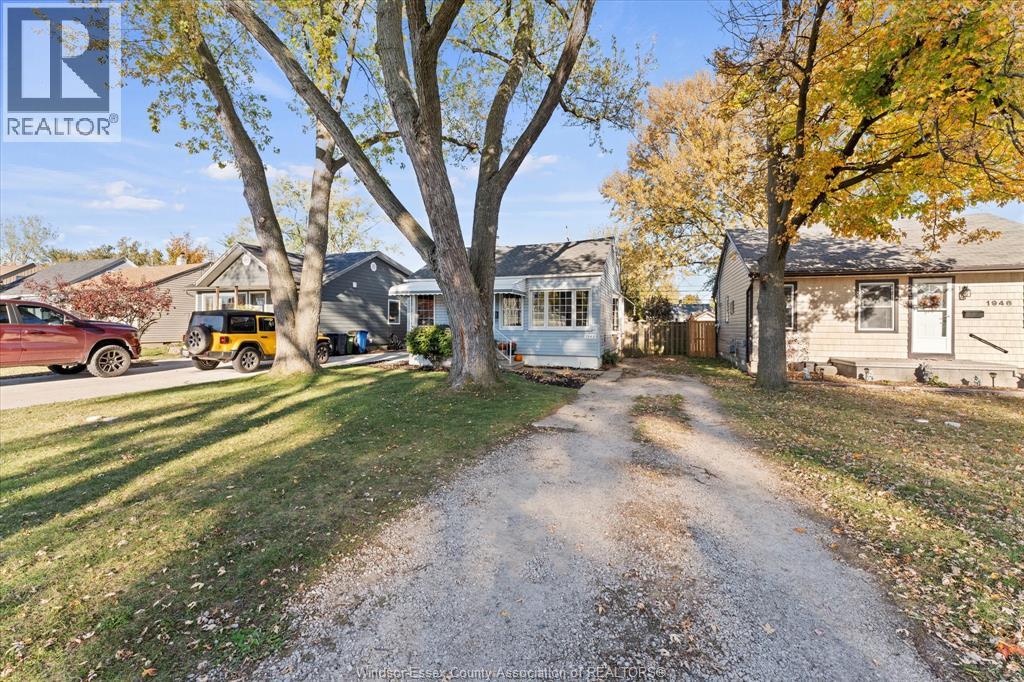 1942 Bernard, Windsor, Ontario  N8W 4R5 - Photo 4 - 25027373