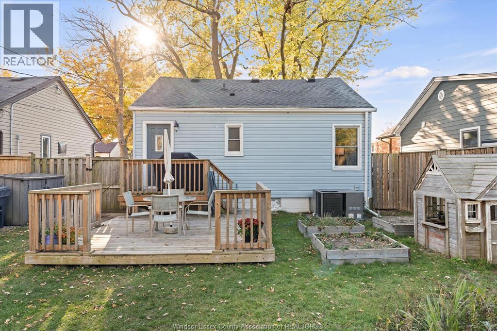 1942 Bernard, Windsor, Ontario  N8W 4R5 - Photo 17 - 25027373