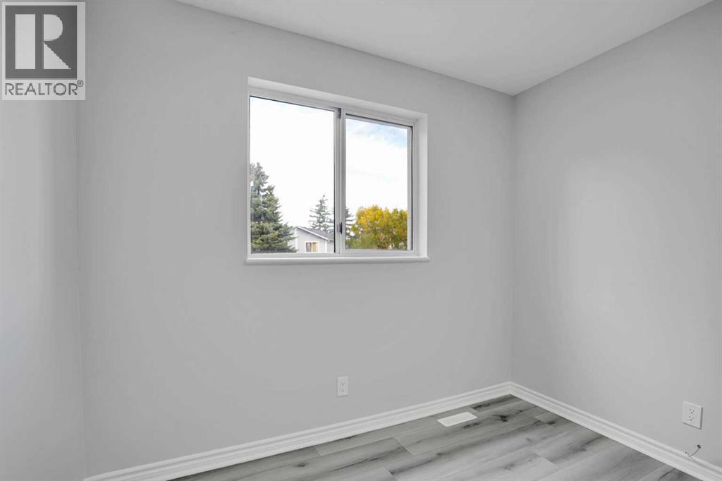 6058 Martingrove Road Ne, Calgary, Alberta  T3J 2N2 - Photo 17 - A2260647