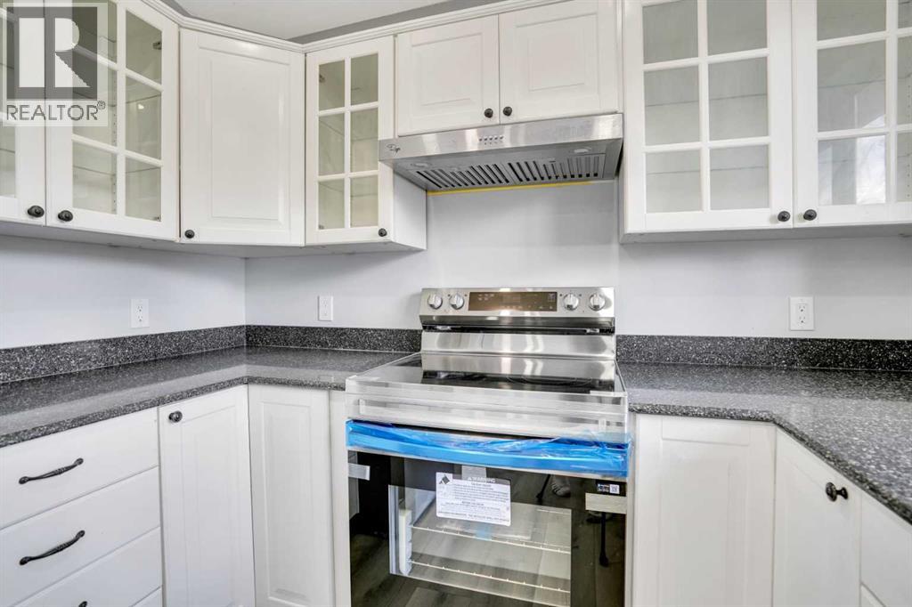 6058 Martingrove Road Ne, Calgary, Alberta  T3J 2N2 - Photo 2 - A2260647