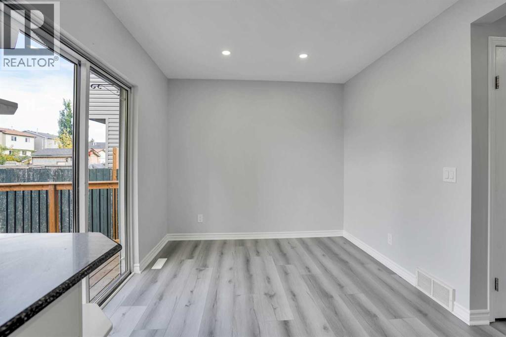 6058 Martingrove Road Ne, Calgary, Alberta  T3J 2N2 - Photo 13 - A2260647