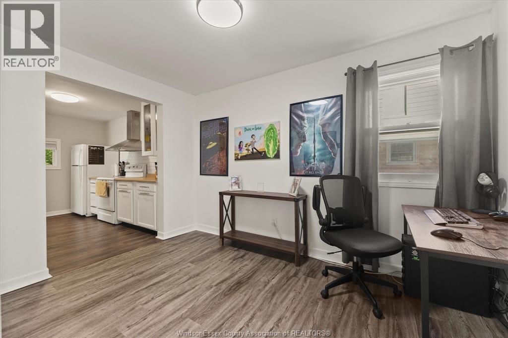 2369 Wellesley, Windsor, Ontario  N8W 2G3 - Photo 9 - 25027379