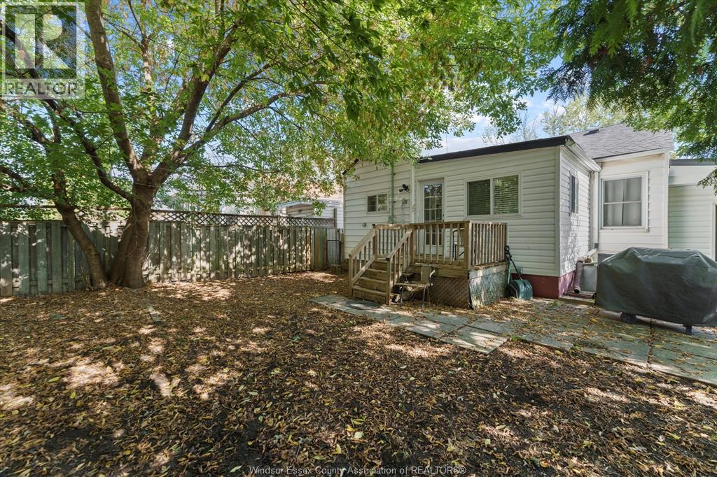 2369 Wellesley, Windsor, Ontario  N8W 2G3 - Photo 25 - 25027379