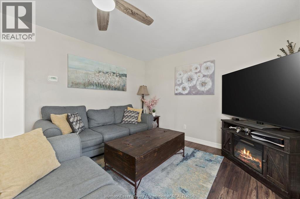 2369 Wellesley, Windsor, Ontario  N8W 2G3 - Photo 8 - 25027379