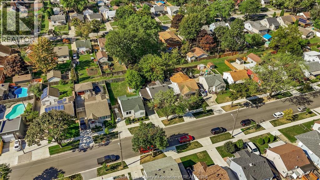 2369 Wellesley, Windsor, Ontario  N8W 2G3 - Photo 31 - 25027379