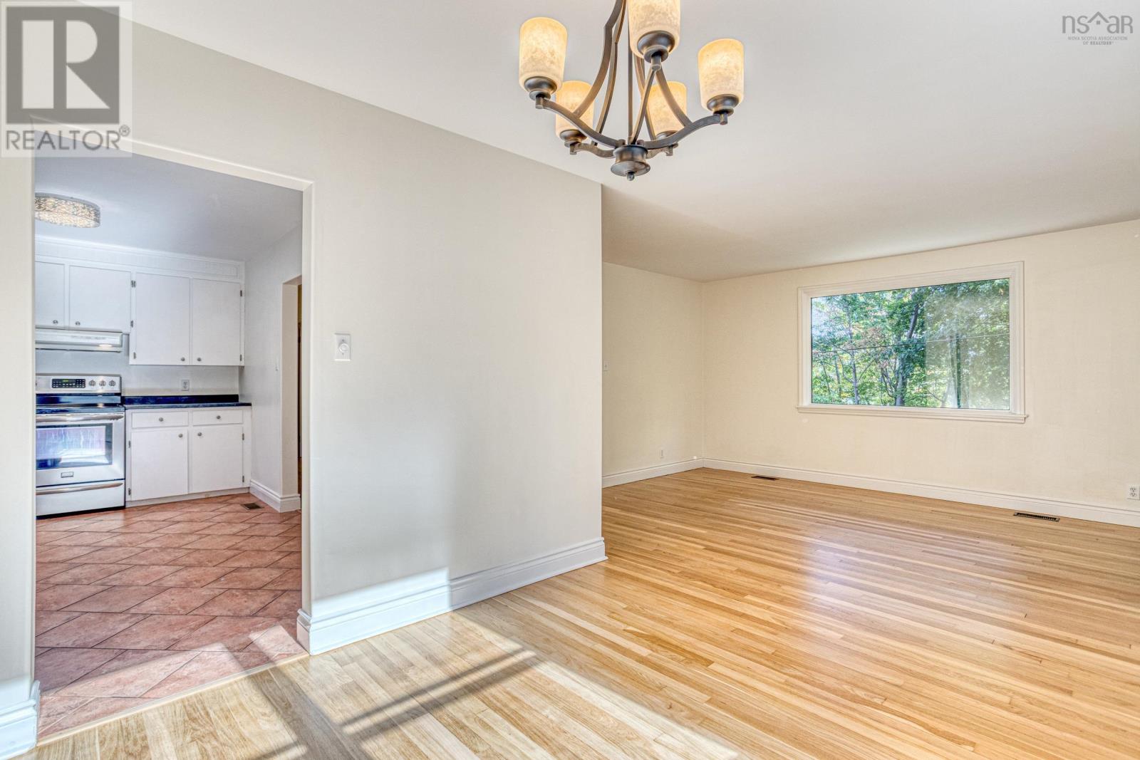 9 Dowell Drive, Halifax, Nova Scotia  B3M 2M2 - Photo 7 - 202525704