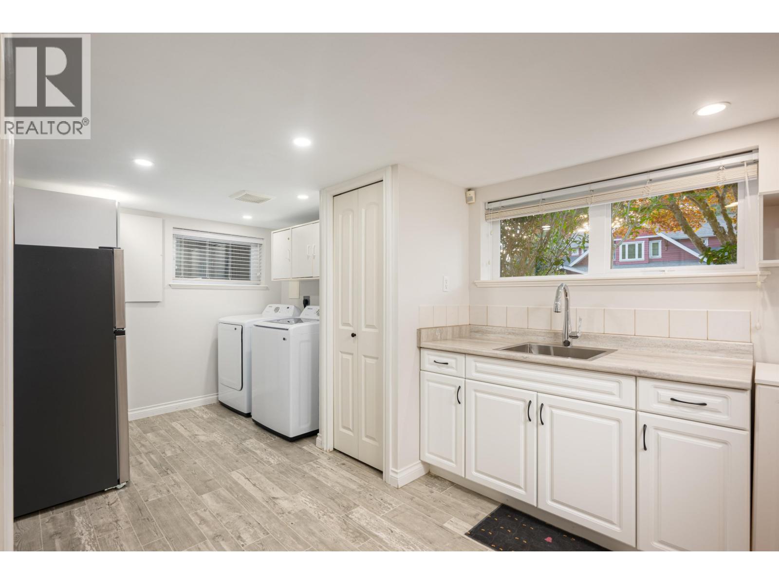 3658 Loraine Avenue, North Vancouver, British Columbia  V7R 4B8 - Photo 20 - R3050401