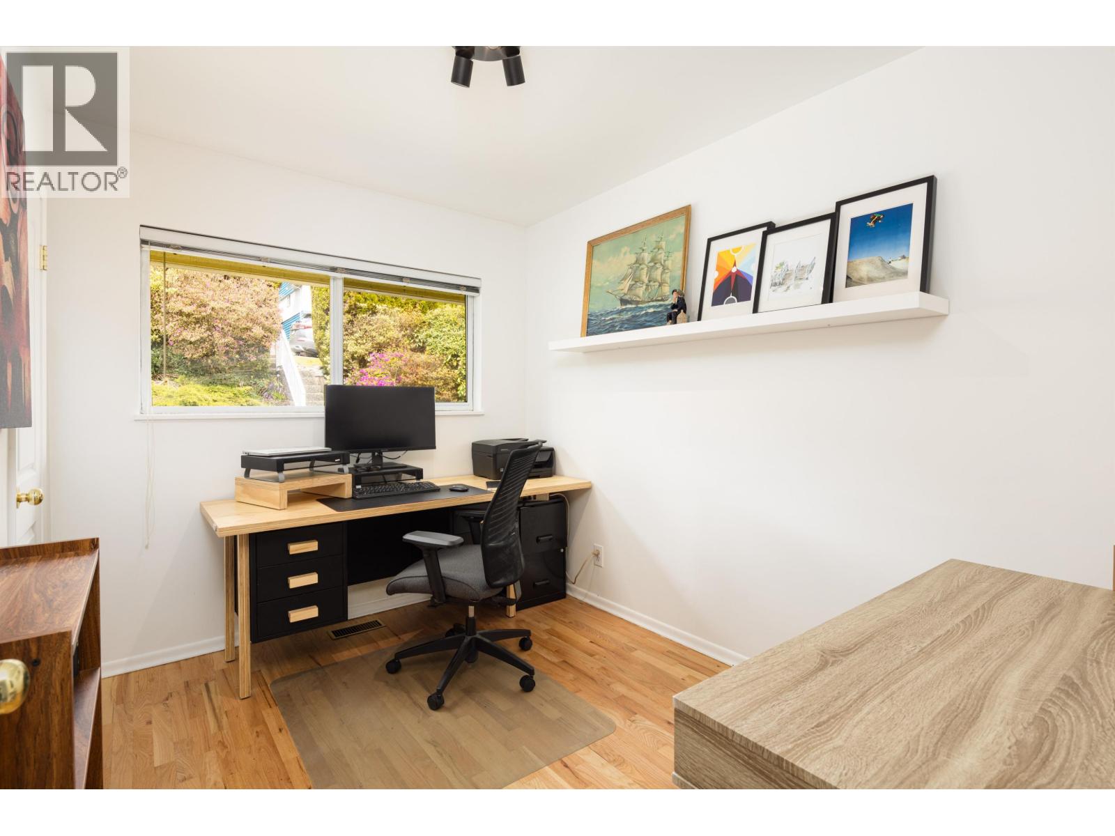 1231 Cloverley Street, North Vancouver, British Columbia  V7L 1N7 - Photo 16 - R3058441