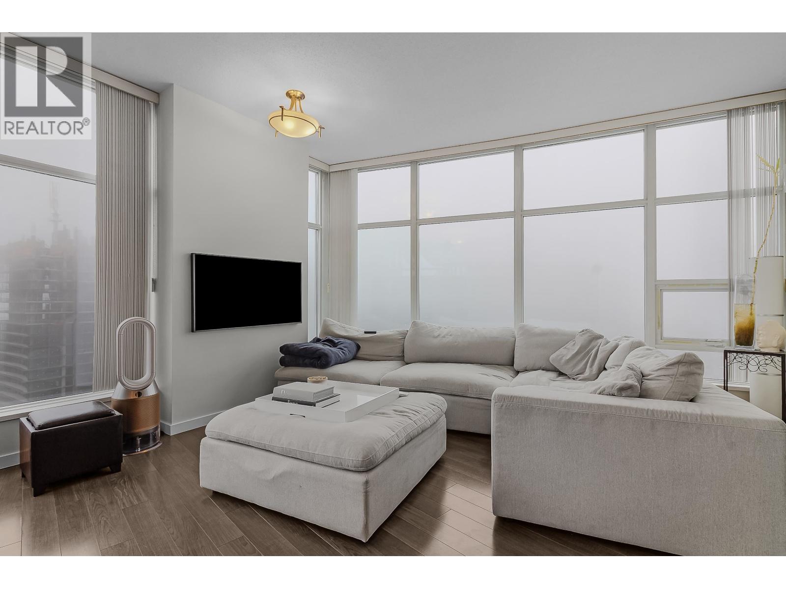 3702 4880 Bennett Street, Burnaby, British Columbia  V5H 0C1 - Photo 15 - R3060308