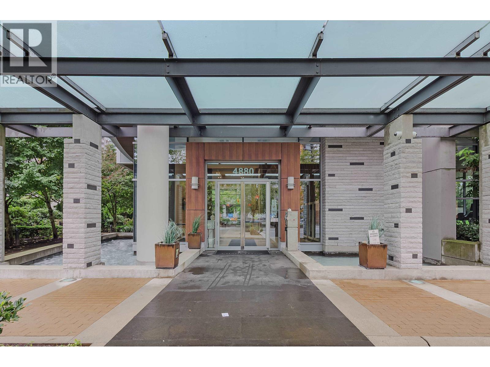 3702 4880 Bennett Street, Burnaby, British Columbia  V5H 0C1 - Photo 2 - R3060308