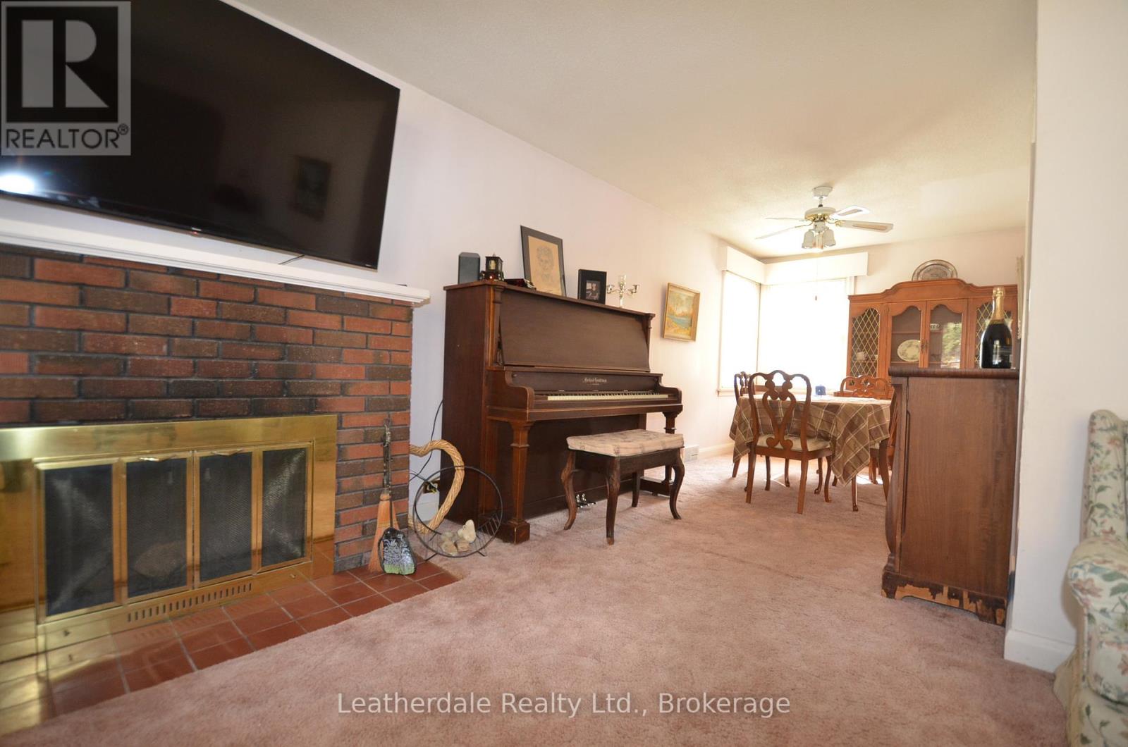 205 West Street N, Orillia, Ontario  L3V 5C7 - Photo 12 - S12486013