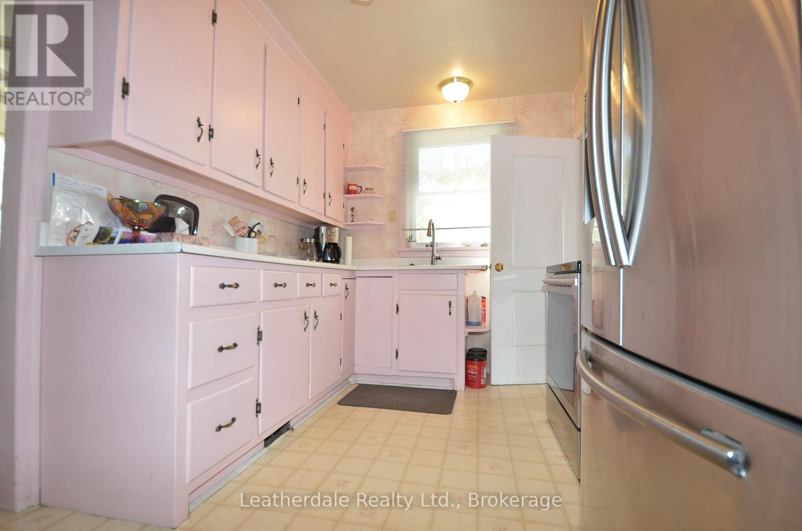 205 West Street N, Orillia, Ontario  L3V 5C7 - Photo 19 - S12486013