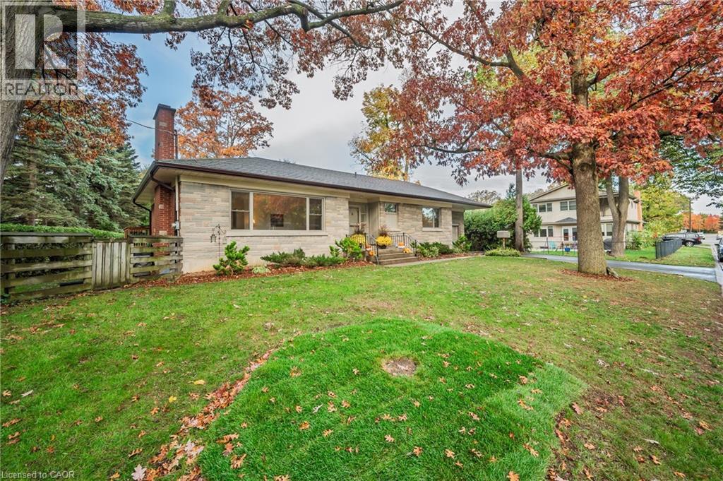 Photo 3 at 32 Park Road S, Brantford Photo 3 at 32 Park Road S, Brantford