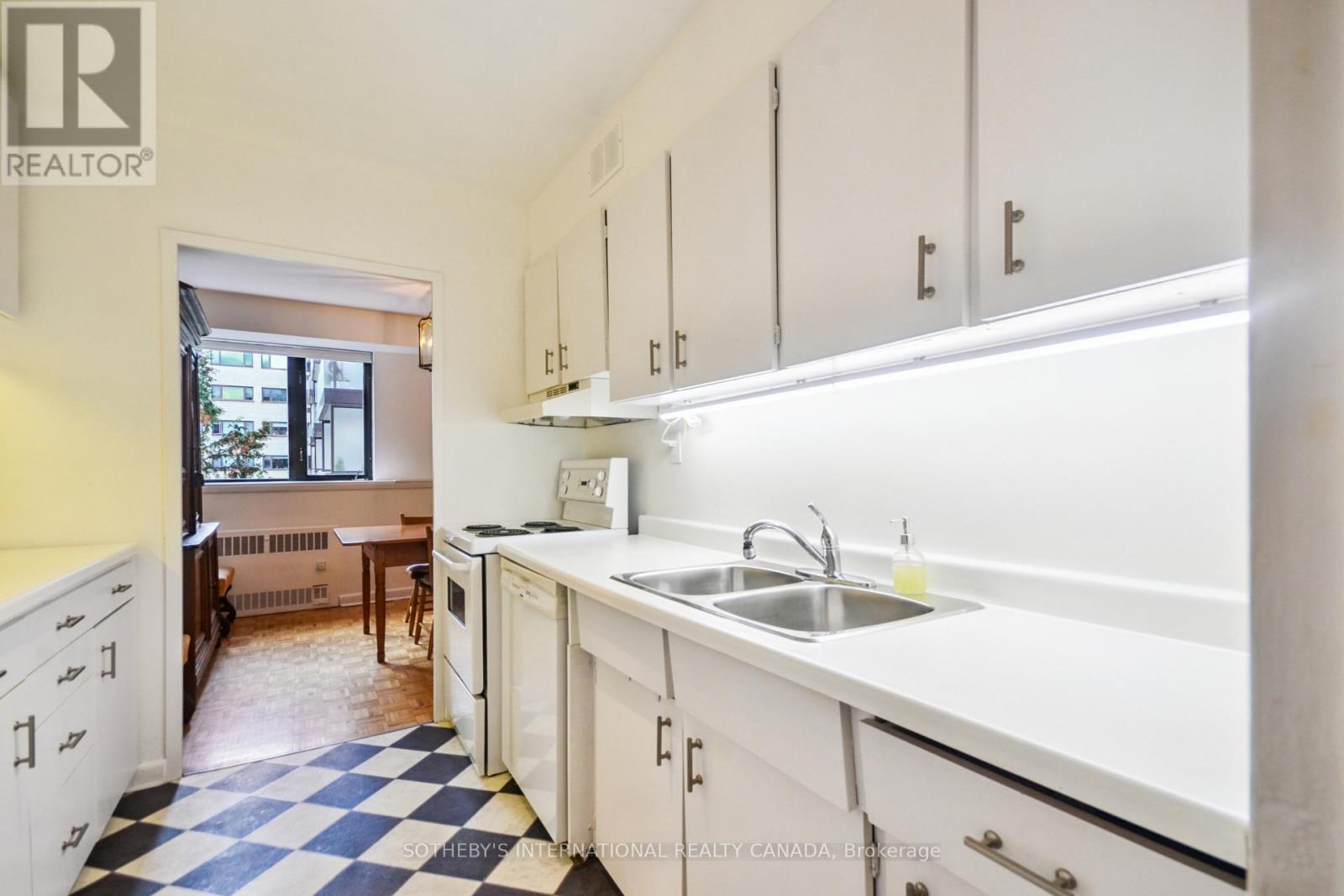 512 - 120 Rosedale Valley Road, Toronto, Ontario  M4W 1P8 - Photo 10 - C12485881