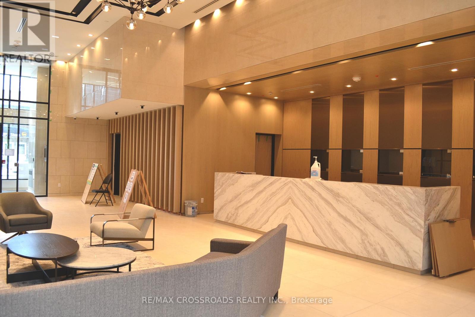 303 - 1 Belsize Drive, Toronto, Ontario  M4S 0B9 - Photo 2 - C12485944