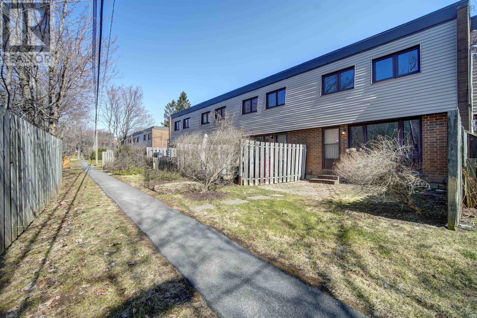 112 Forestside Crescent, Halifax, Nova Scotia  B3M 1M4 - Photo 2 - 202507920