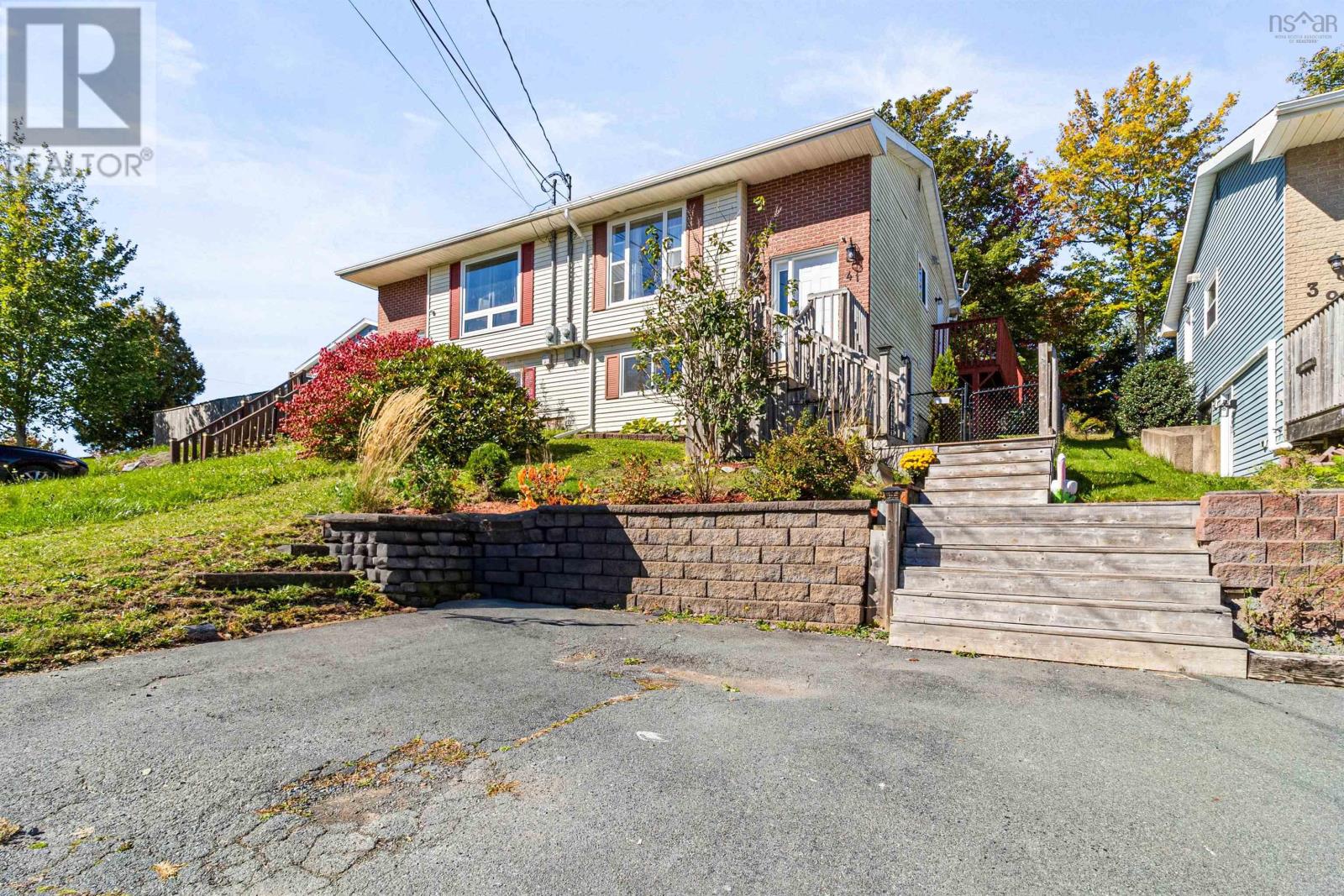 41 Sunnyvale Court, Lower Sackville, Nova Scotia  B4E 2T2 - Photo 2 - 202524801