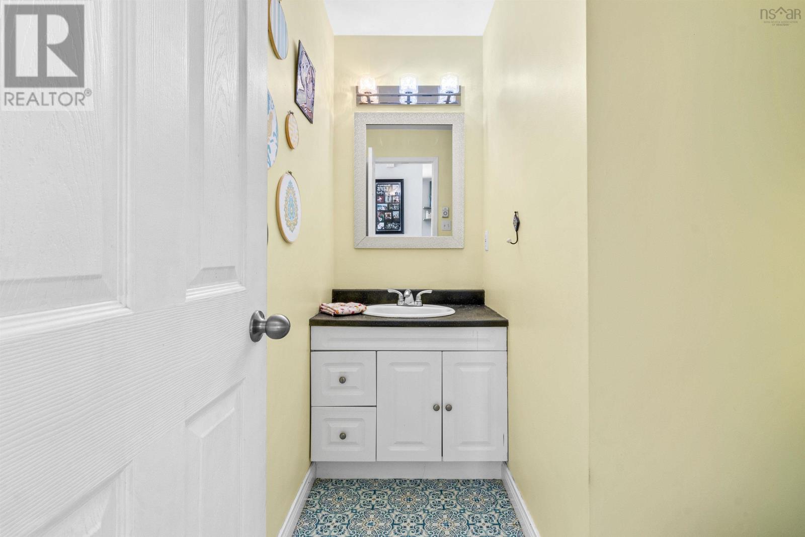 41 Sunnyvale Court, Lower Sackville, Nova Scotia  B4E 2T2 - Photo 17 - 202524801