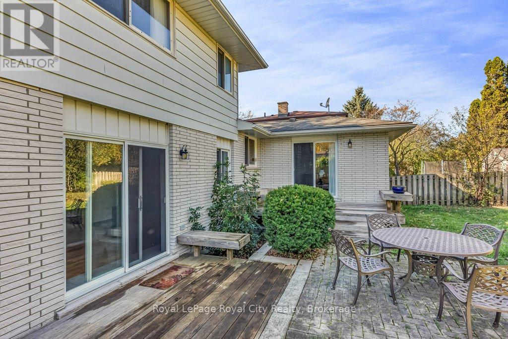 40 Keats Crescent, Guelph, Ontario  N1G 3B2 - Photo 43 - X12486016