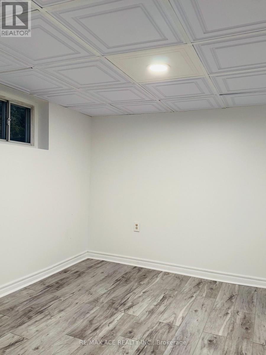 Bsmt - 70 Colonial Avenue, Toronto, Ontario  M1M 2C5 - Photo 7 - E12485868