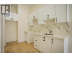 BSMT - 266A KENNEDY ROAD, Toronto, Ontario