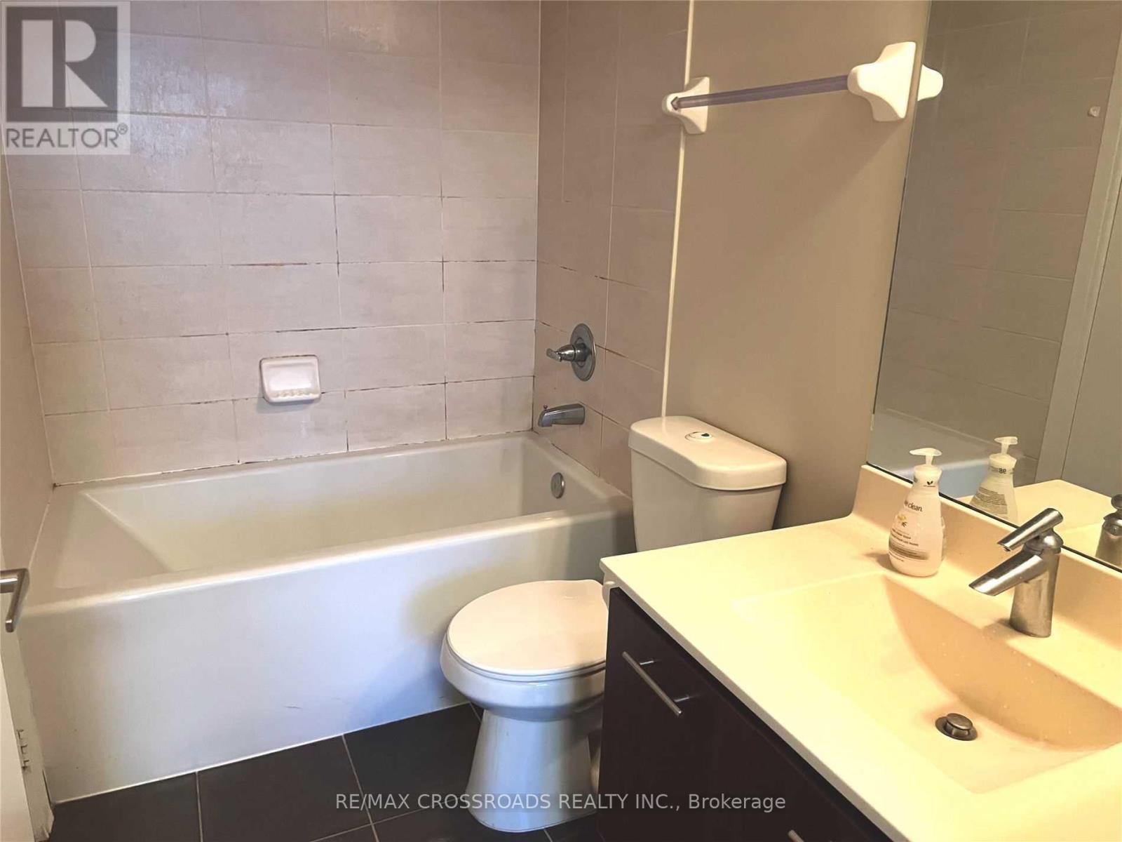 1001 - 125 Village Green Square, Toronto, Ontario  M1S 0G3 - Photo 9 - E12485919