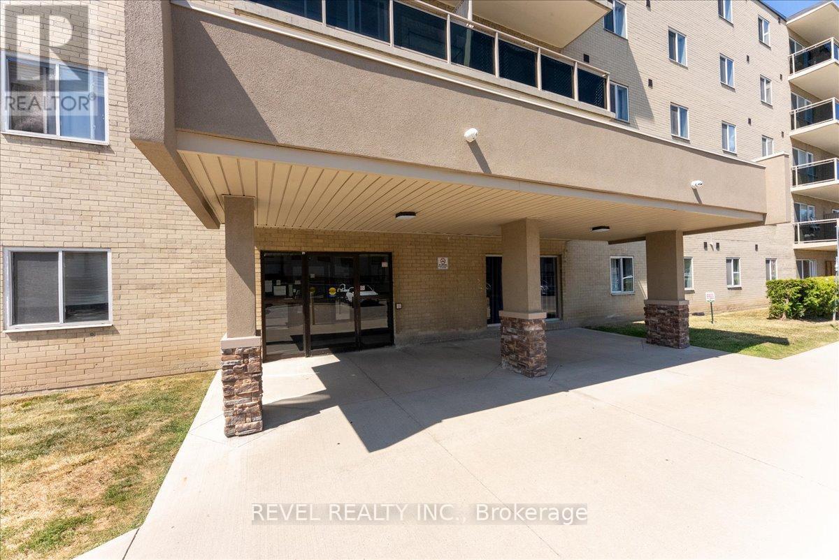 508 - 936 Glen Street, Oshawa, Ontario  L1J 5Z7 - Photo 2 - E12485924