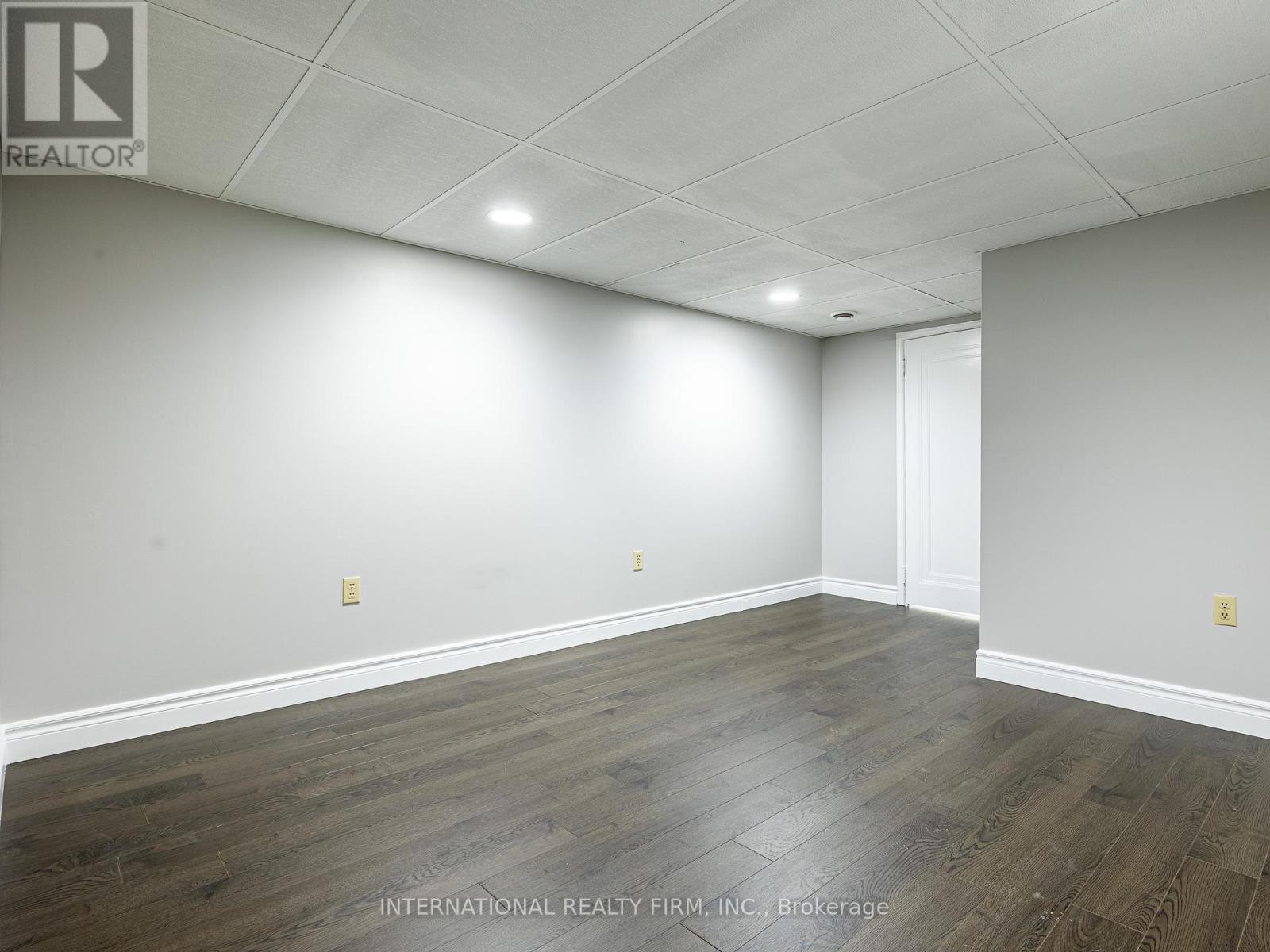 Basement - 345 Park Road S, Oshawa, Ontario  L1J 4H6 - Photo 10 - E12485973